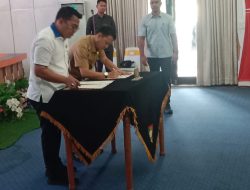 Tertibkan Aset Daerah, Kajari Lakukan MoU dengan Pj Bupati Kampar