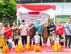 Penjabat Bupati Kampar Hadiri Peluncuran Program Bapak Asuh Anak Stunting (BAAS)