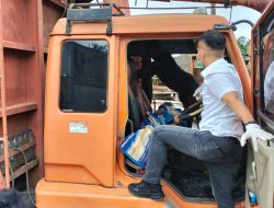 Heboh Supir Truk Ditemukan Meninggal Dalam Mobil