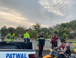 Antisipasi Balap Liar Di Wilayah Kabupaten Kampar, Sat Samapta Lakukan Patroli dan Pengamanan Asmara Subuh