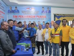 Zulpan Azmi dan Repol Kembalikan Formulir Pendaftaran Balon Bupati ke Partai Ini