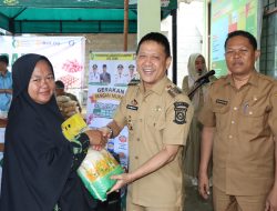 Tekan Angka Inflasi Daerah, Pj. Bupati Kampar Buka Gerakan Pangan Murah Di Desa Silam