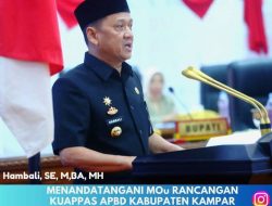 Penjabat Bupati Kampar Tandatangani KUA-PPAS Kabupaten Kampar Tahun 2025