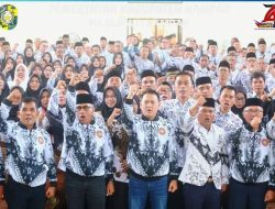 Penjabat Bupati Kampar Bersama Kadis Pendidikan Hadiri Peringatan Hari Guru dan Hari Persatuan Guru Republik Indonesia (PGRI) ke-79