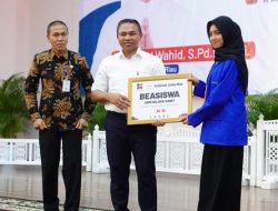 1.342 Mahasiswa Riau Kantongi Beasiswa Sawit, Gubernur Wahid: Ini Investasi Masa Depan