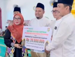 Safari Ramadhan Hari ke-3, Wabup Kampar Misharti Salurkan Bantuan dan Santuni Anak Yatim di Tapung Hulu