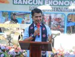 Eko Sutrisno Gaungkan Festival Lipat Kain sebagai Motor Budaya dan Ekonomi Kreatif
